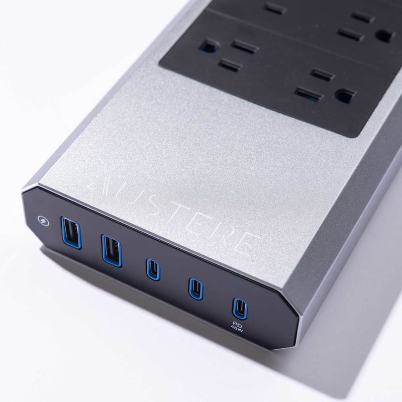 Austere Power VII Series 6-Outlet with Omniport USB+PD (North America) &#124; 7S-PS6-US1 - Austere-7S-PS6-US1