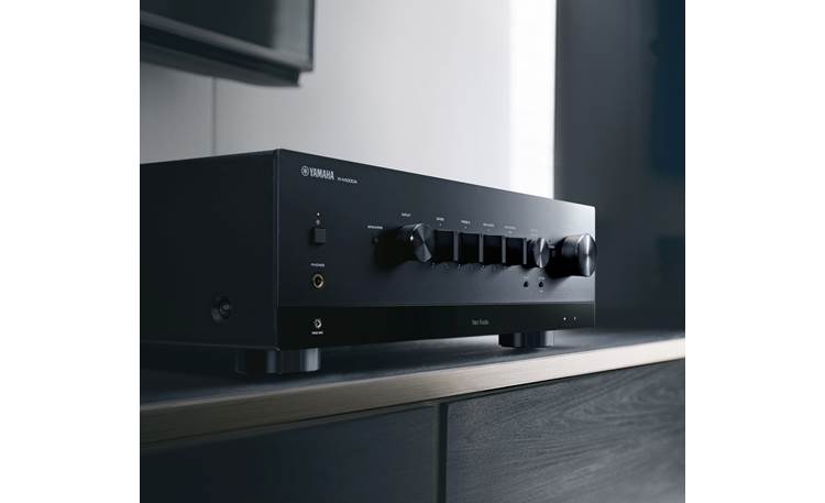 Yamaha R-N1000A Stereo receiver with Wi-Fi, Bluetooth, Apple AirPlay 2, and HDMI (Black) - R-N1000ABL - Yamaha-R-N1000ABL